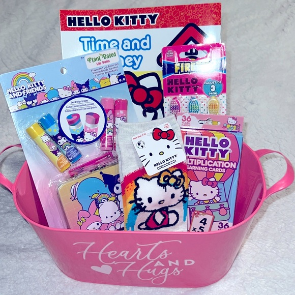 Hello Kitty Bundle - Picture 1 of 12